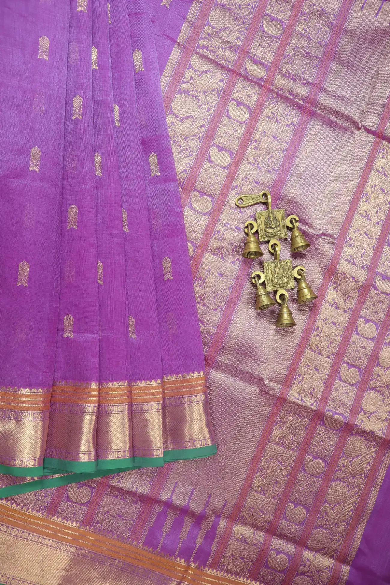purple-mango-peacock-fish-kanchi-silk-cotton-saree-sc003083-a