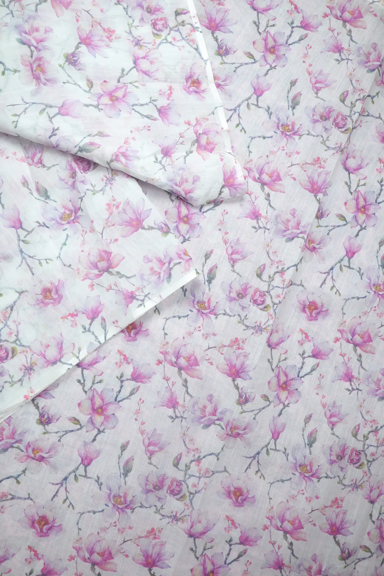 white-flower-linen-block-printed-saree-lnp000244-b