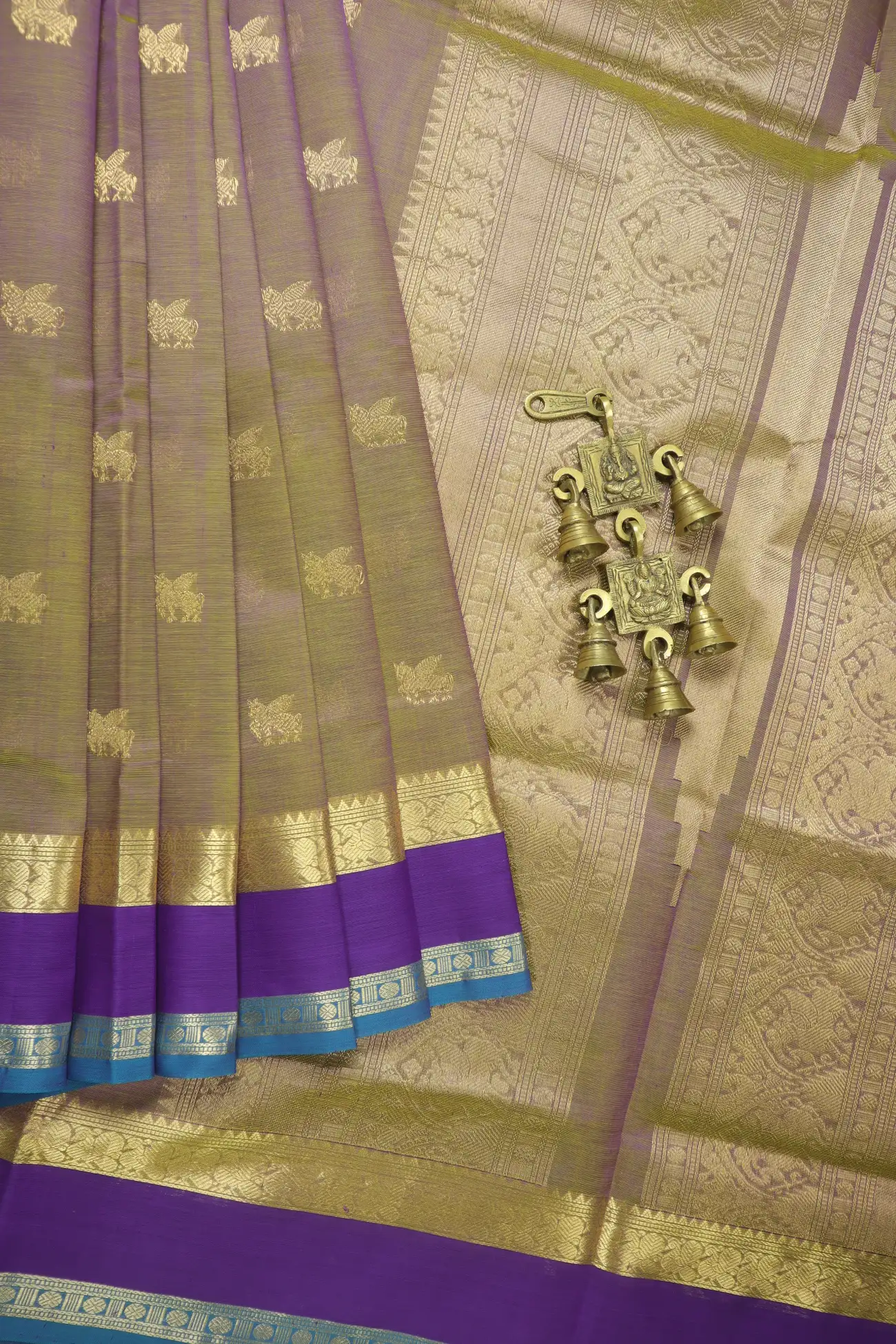 olive-flying-horse-peacock-ruthratcham-kanchi-silk-cotton-saree-sc003109-a