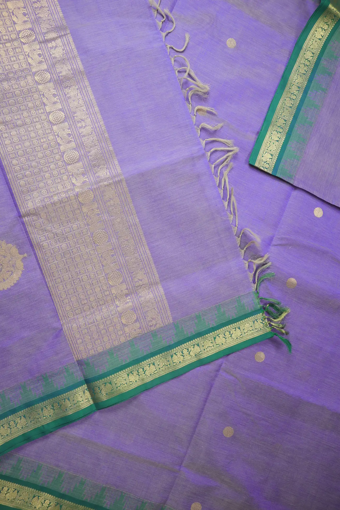 lilac-kamalam-butta-temple-peacock-yazhi-kanchi-silk-cotton-saree-sc003112-c