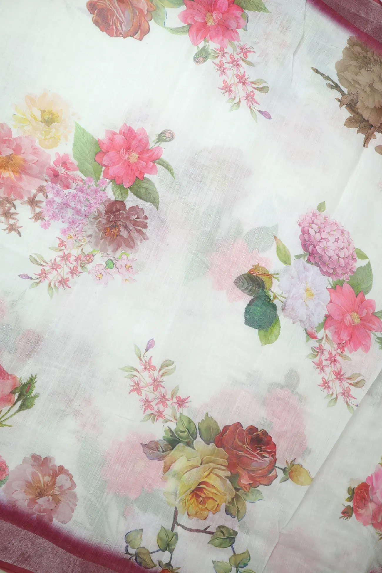 white-flower-linen-block-printed-saree-lnp000230-c