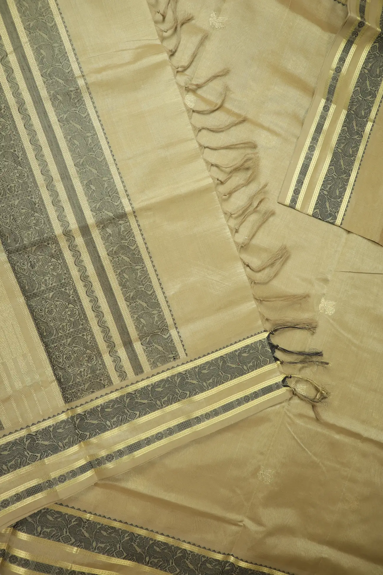 wheat-flying-horse-annapakshi-deer-kanchi-silk-cotton-saree-sc003108-c
