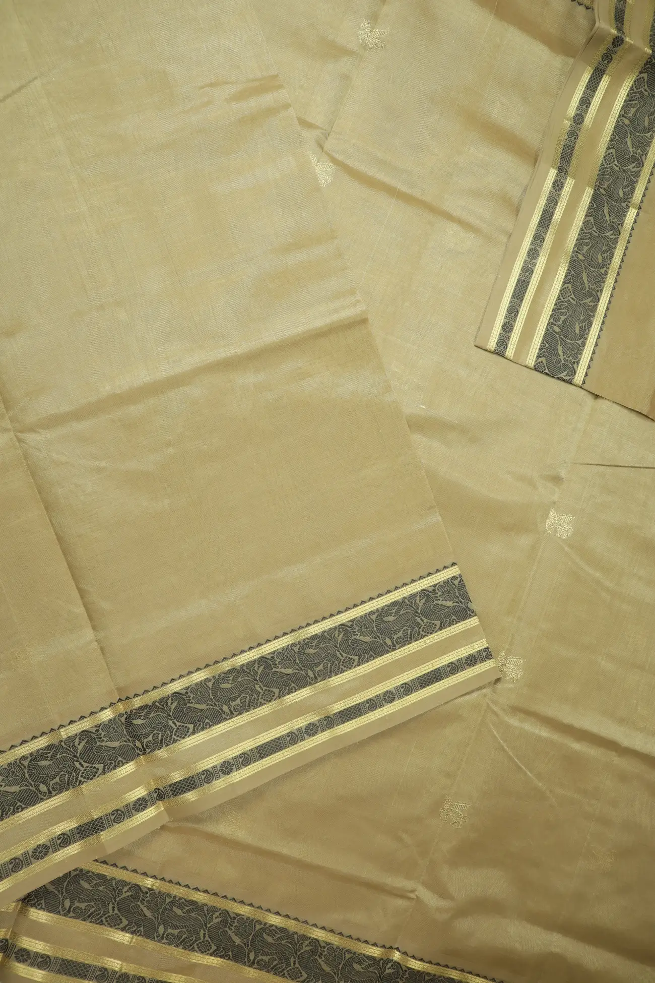wheat-flying-horse-annapakshi-deer-kanchi-silk-cotton-saree-sc003108-e