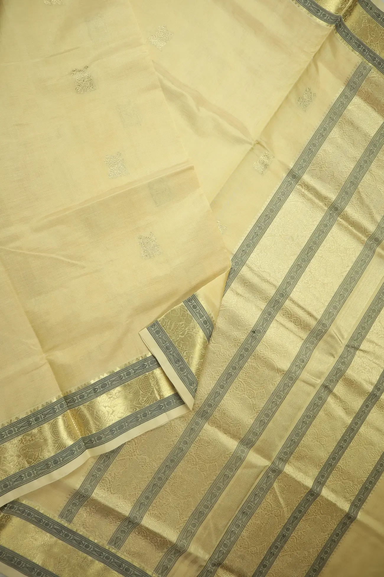 wheat-peacock-elephant-yazhi-kanchi-silk-cotton-saree-sc003098-b
