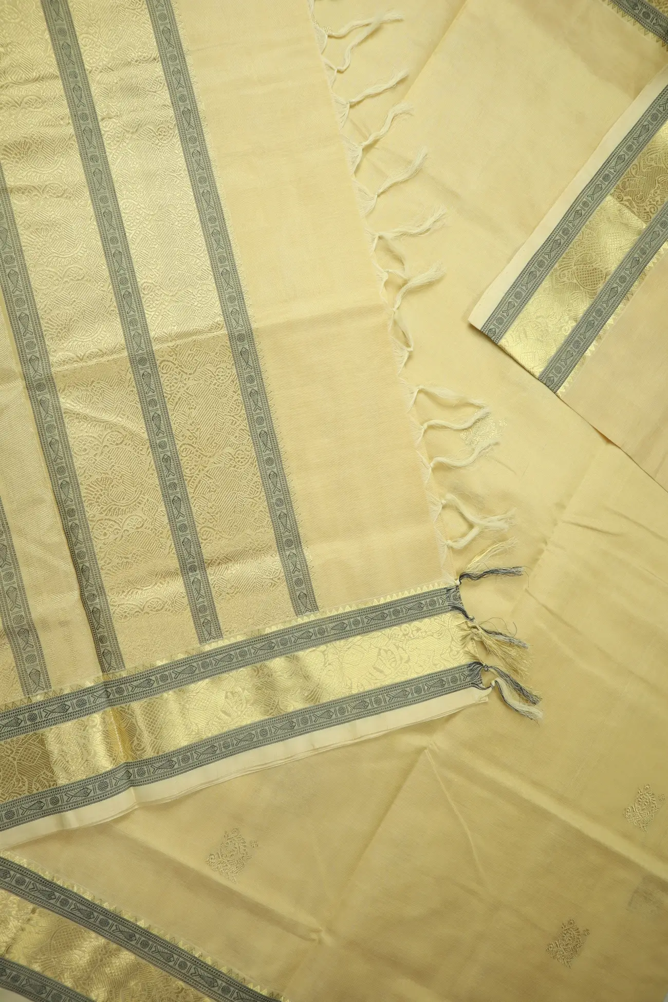 wheat-peacock-elephant-yazhi-kanchi-silk-cotton-saree-sc003098-c