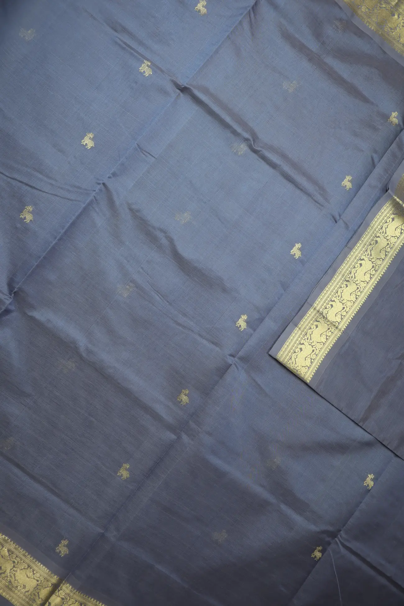 gray-deer-yazhi-elephant-kanchi-silk-cotton-saree-sc003099-d
