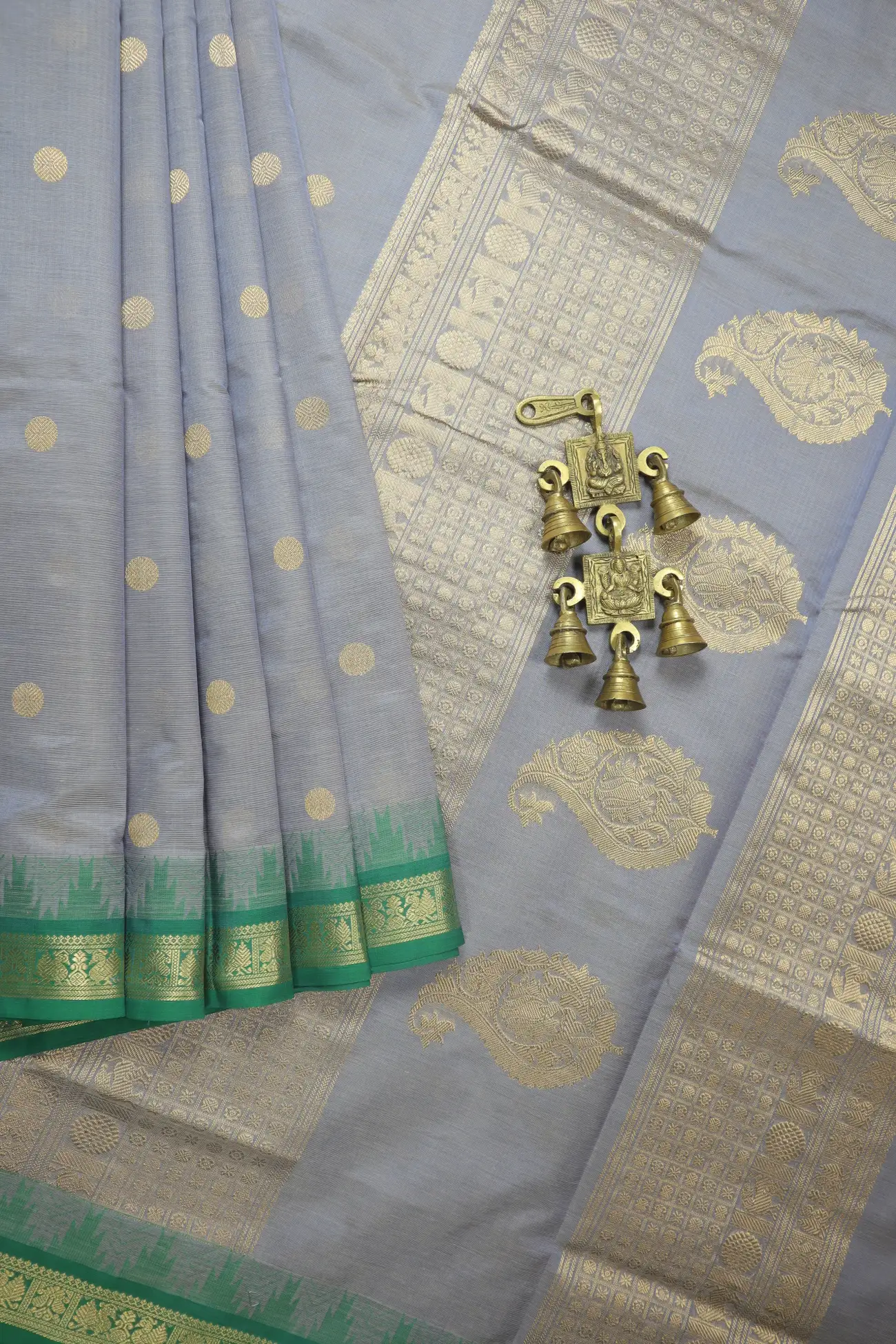 light-steel-blue-kamalam-butta-peacock-temple-yazhi-kanchi-silk-cotton-saree-sc003092-a