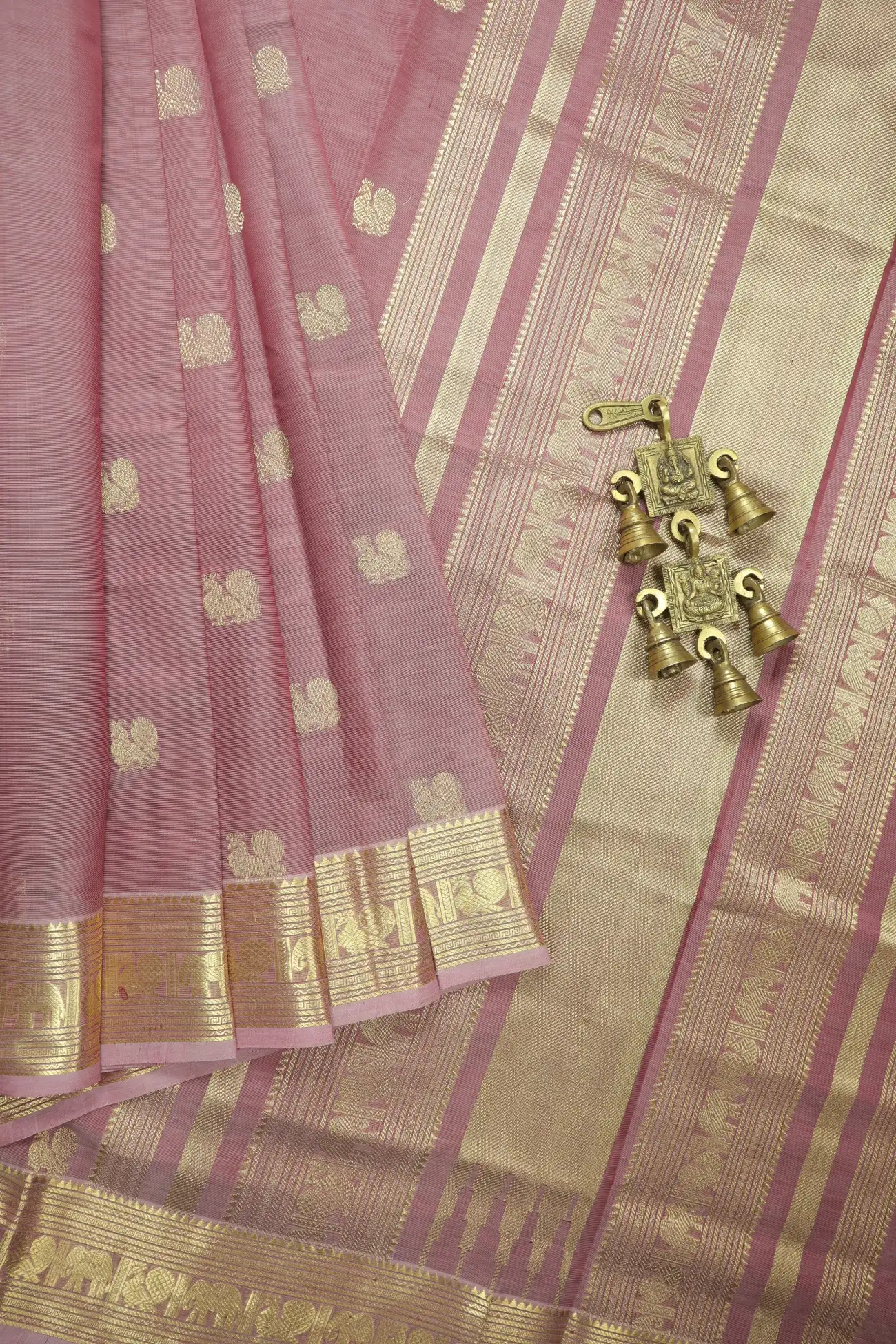coral-peacock-elephant-kanchi-silk-cotton-saree-sc003091-a
