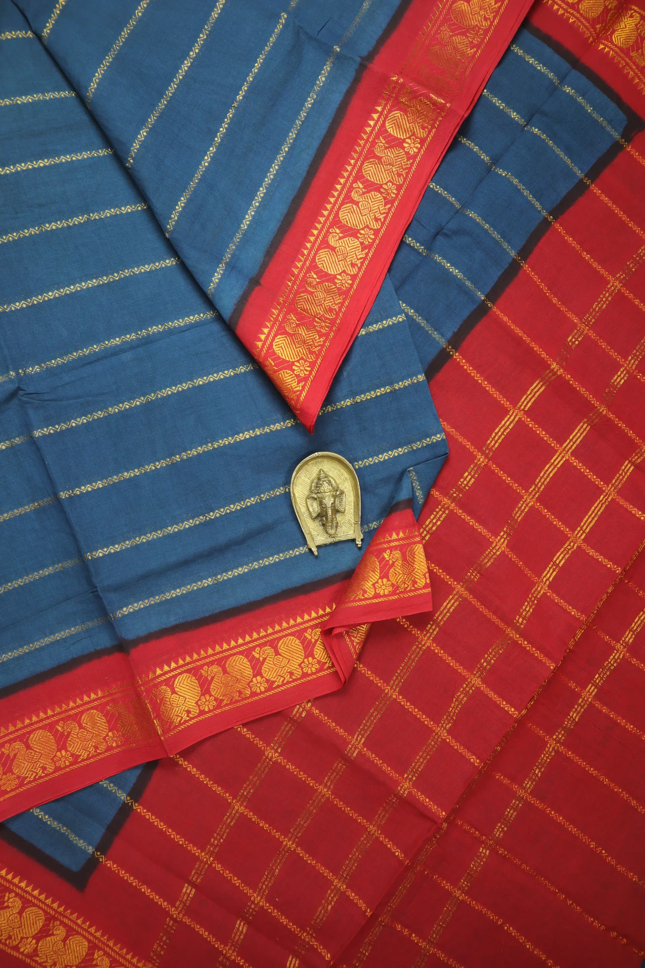 peacock-blue-veldhari-peacock-madurai-sungudi-saree-ss006401-a