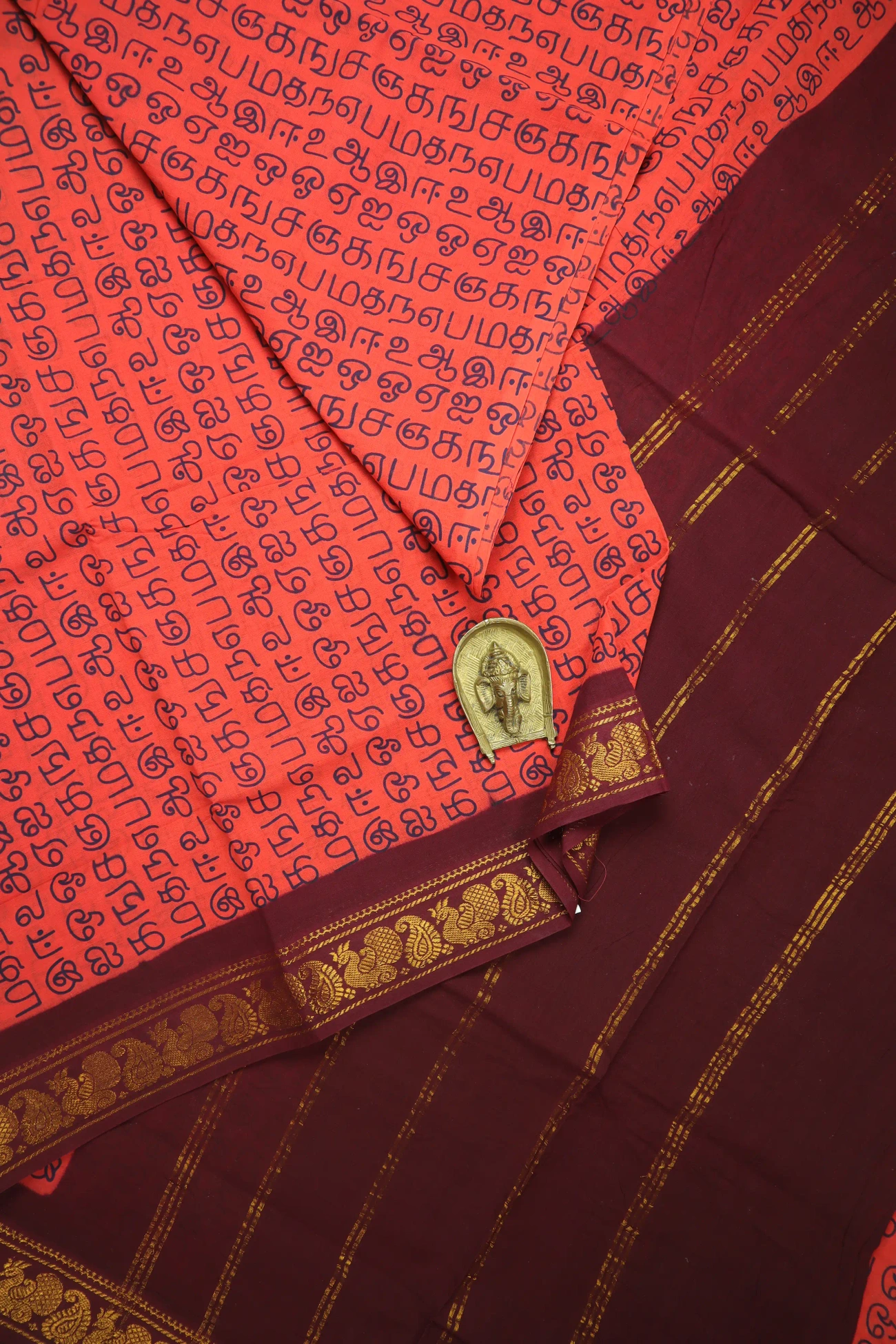 tomato-tamil-alphabets-madurai-sungudi-saree-ss006433-a