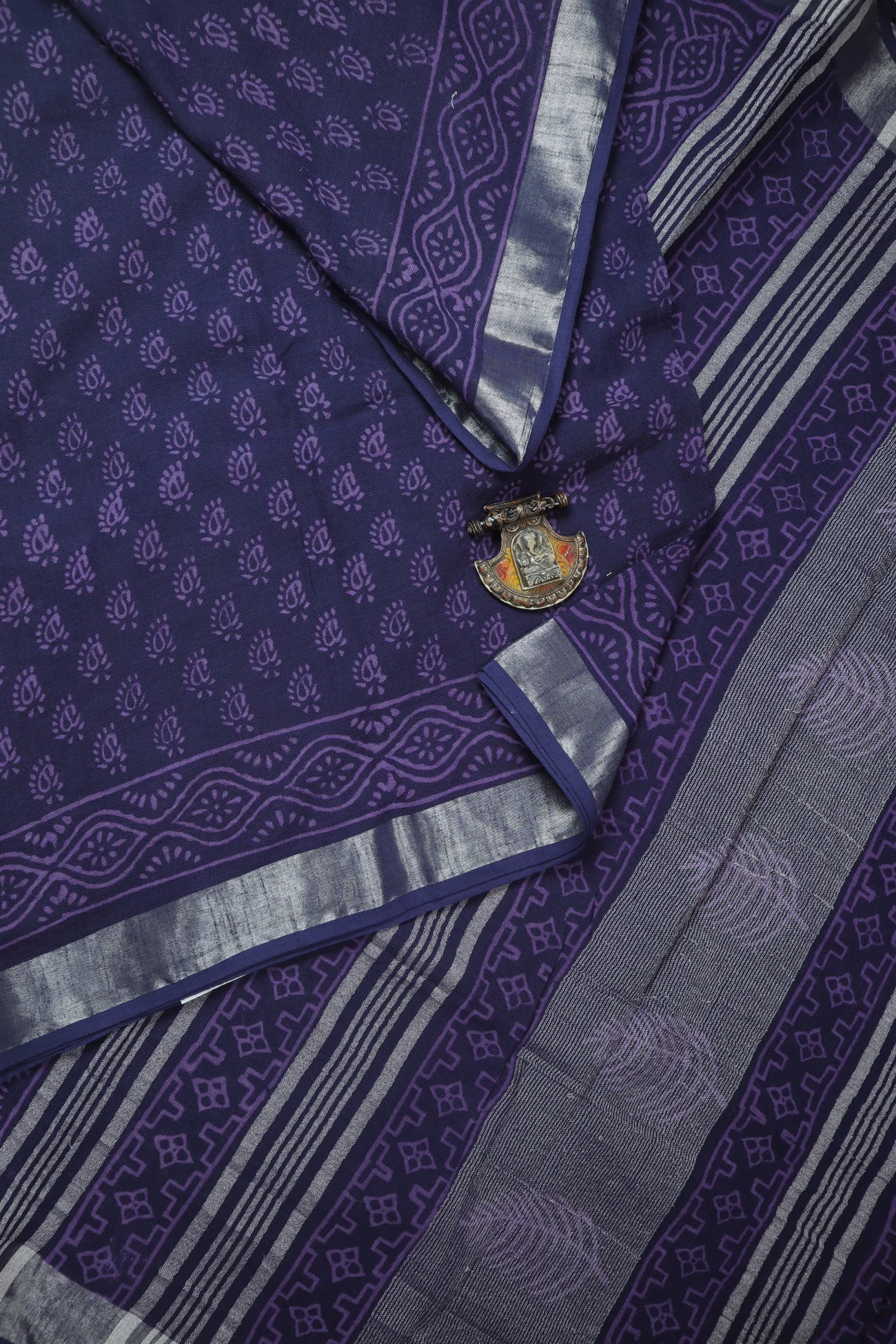 navy-mango-flower-linen-block-printed-saree-lnp000221-a