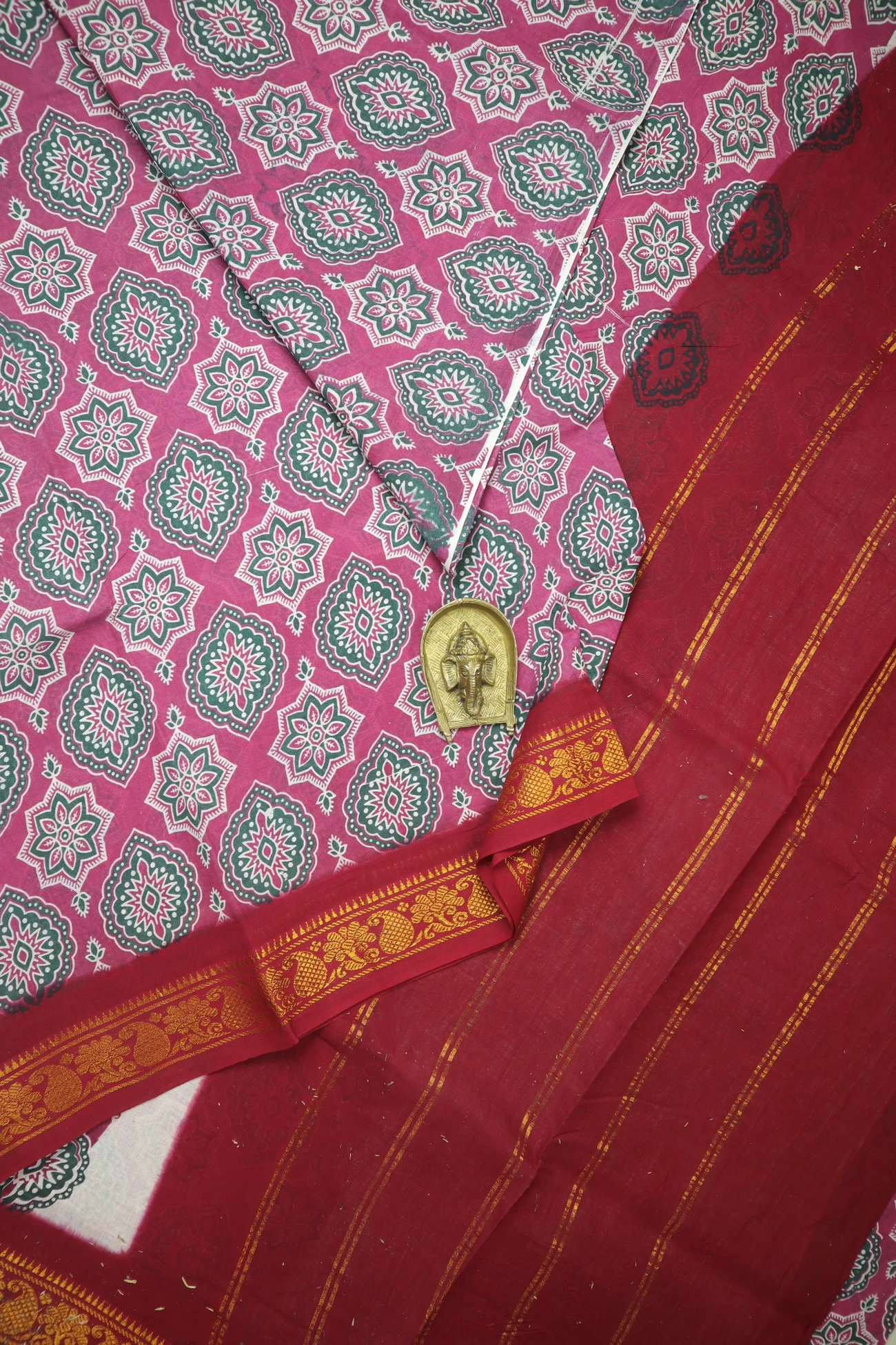 pink-flower-madurai-sungudi-saree-ss006537-a