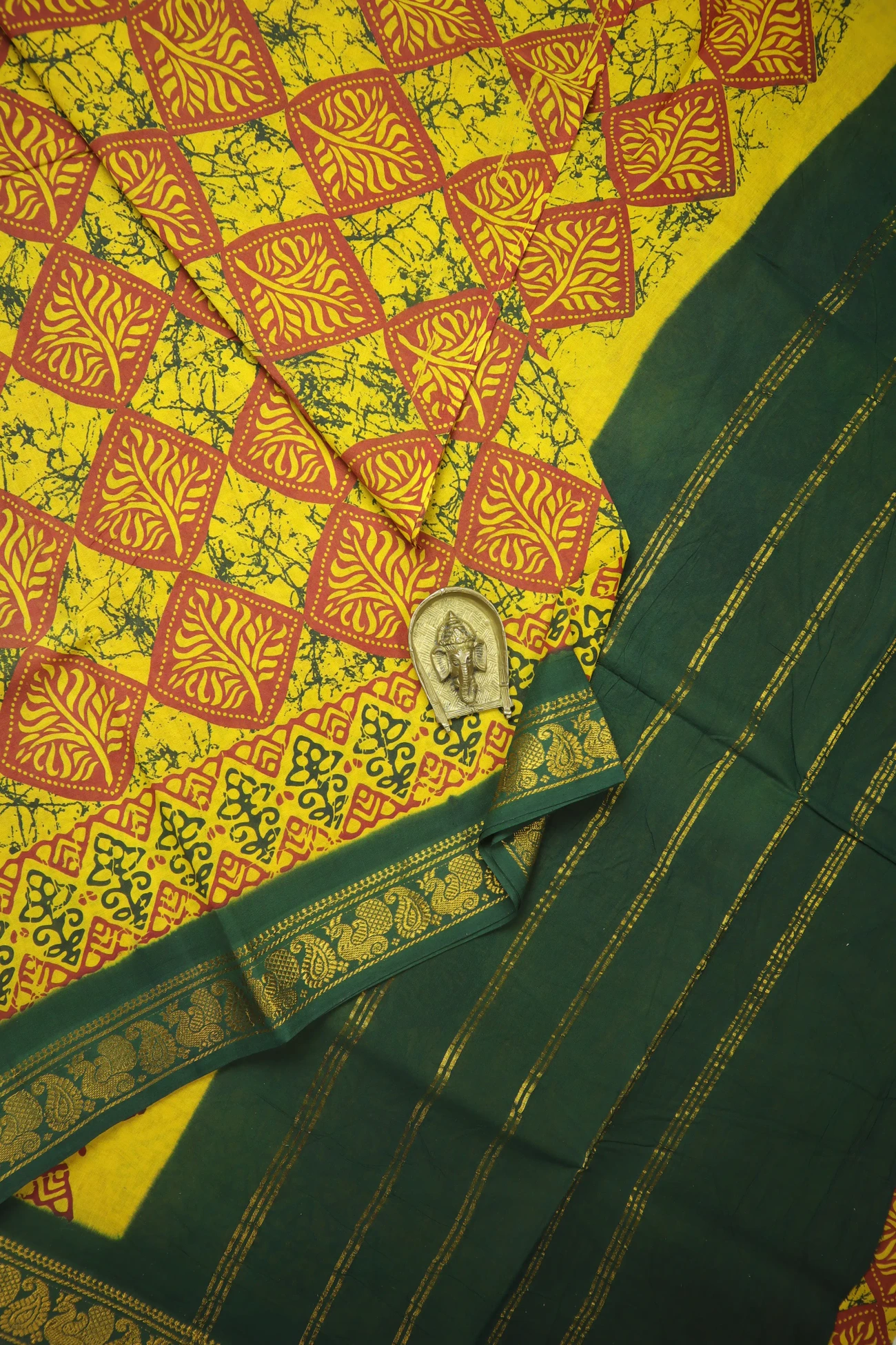 madurai-sungudi-saree-ss006530-a