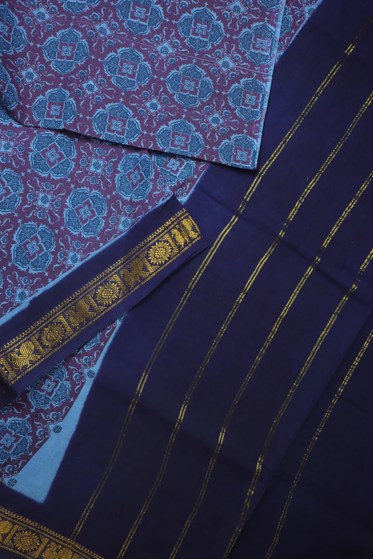 purple-flower-peacock-madurai-sungudi-saree-ss006525-b