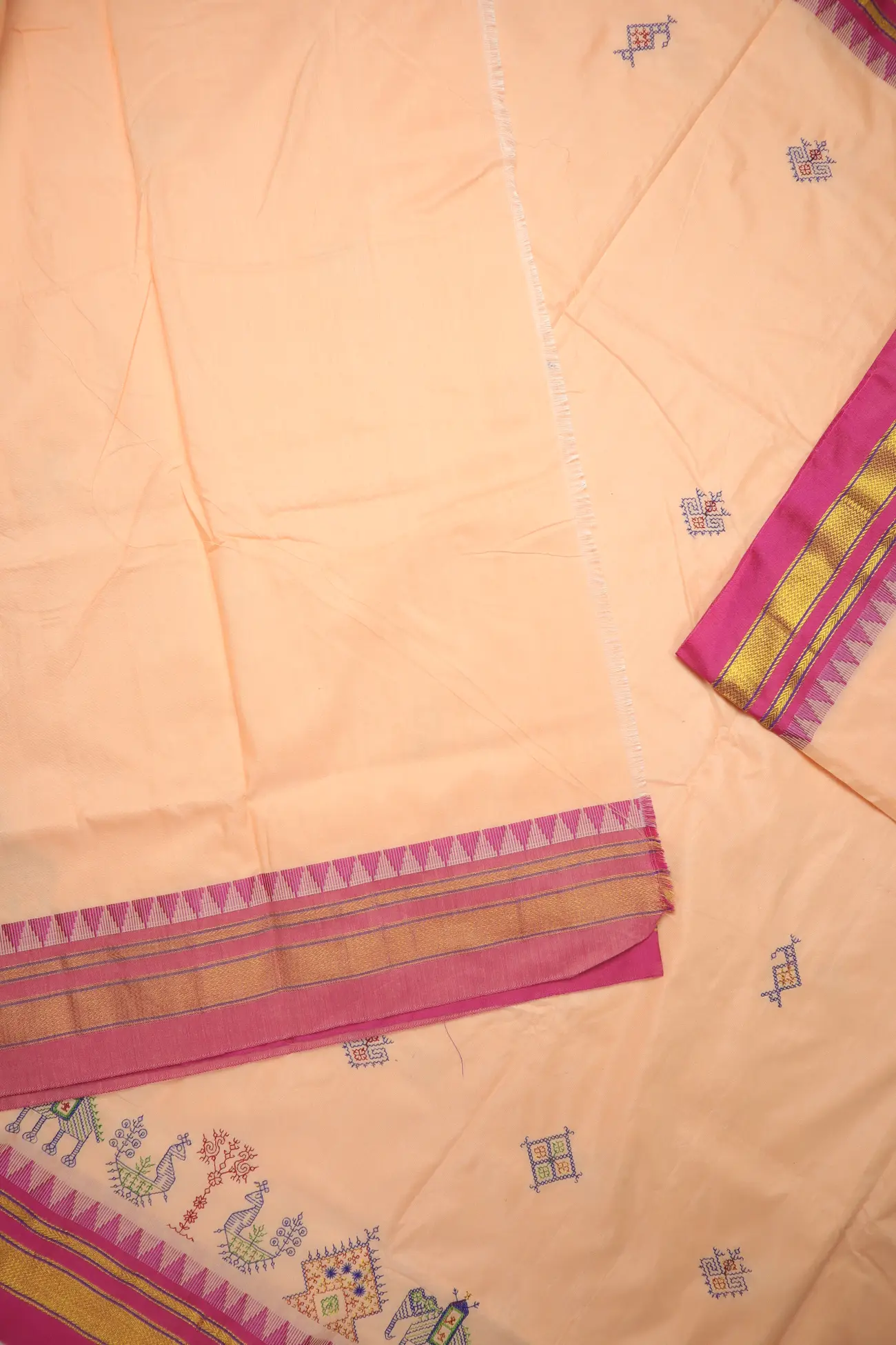 peach-puff-kasuti-work-seepu-reku-border-khun-sarees-llkal-sarees-sp000105-e