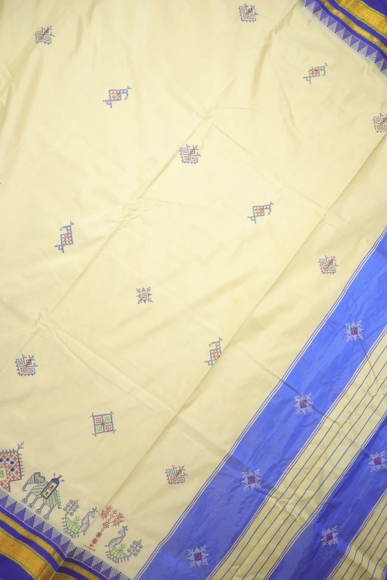 off-white-kasuti-work-seepu-reku-border-khun-sarees-llkal-sarees-sp000114-d