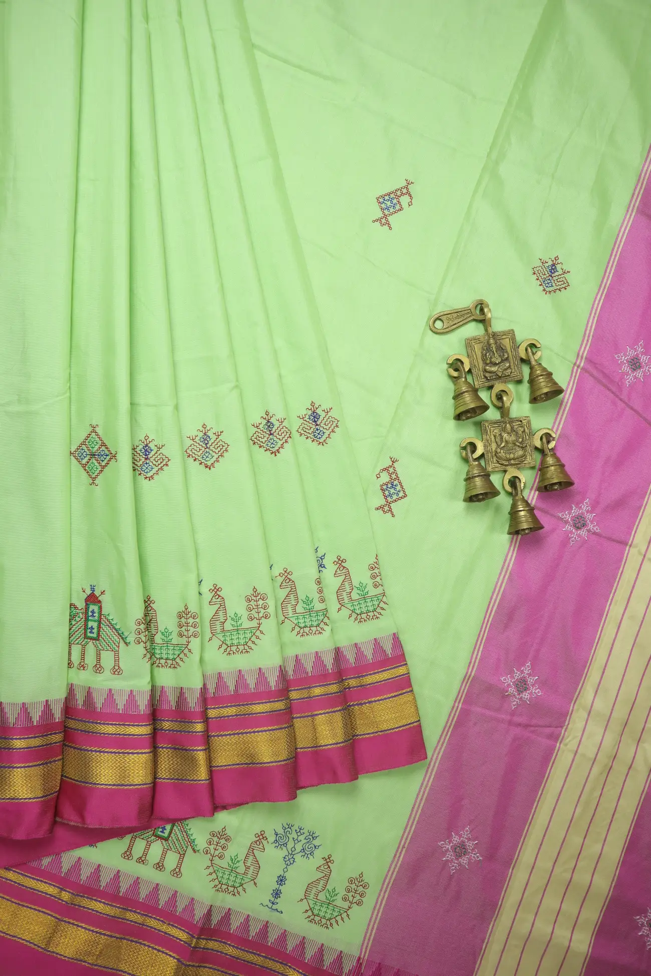 pista-green-kasuti-work-seepu-reku-border-khun-sarees-llkal-sarees-sp000112-a