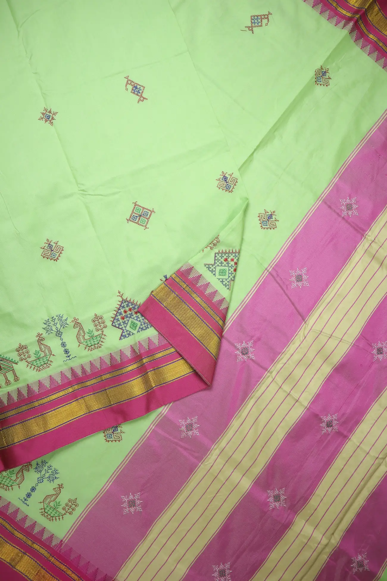 pista-green-kasuti-work-seepu-reku-border-khun-sarees-llkal-sarees-sp000112-b