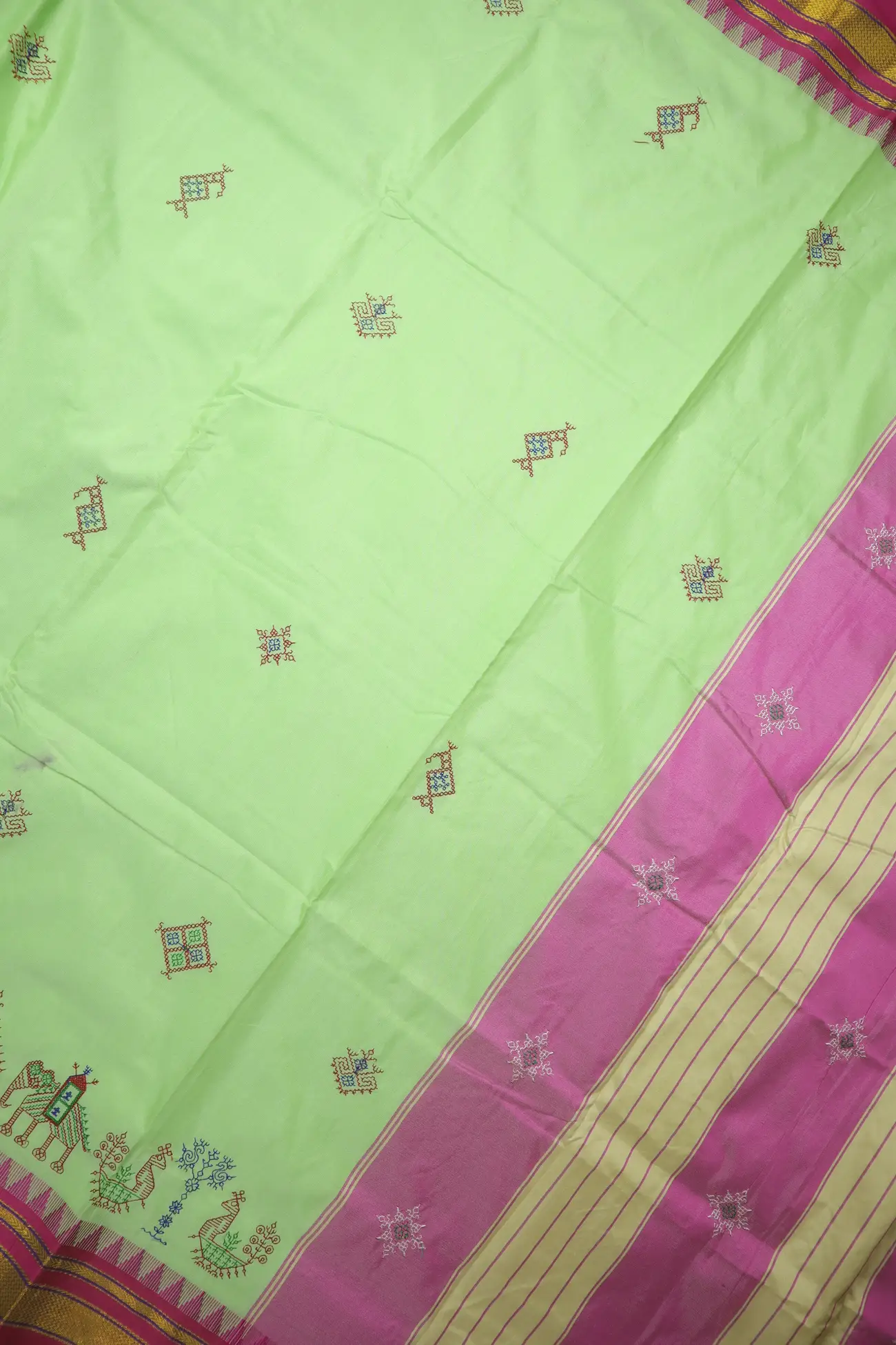 pista-green-kasuti-work-seepu-reku-border-khun-sarees-llkal-sarees-sp000112-d