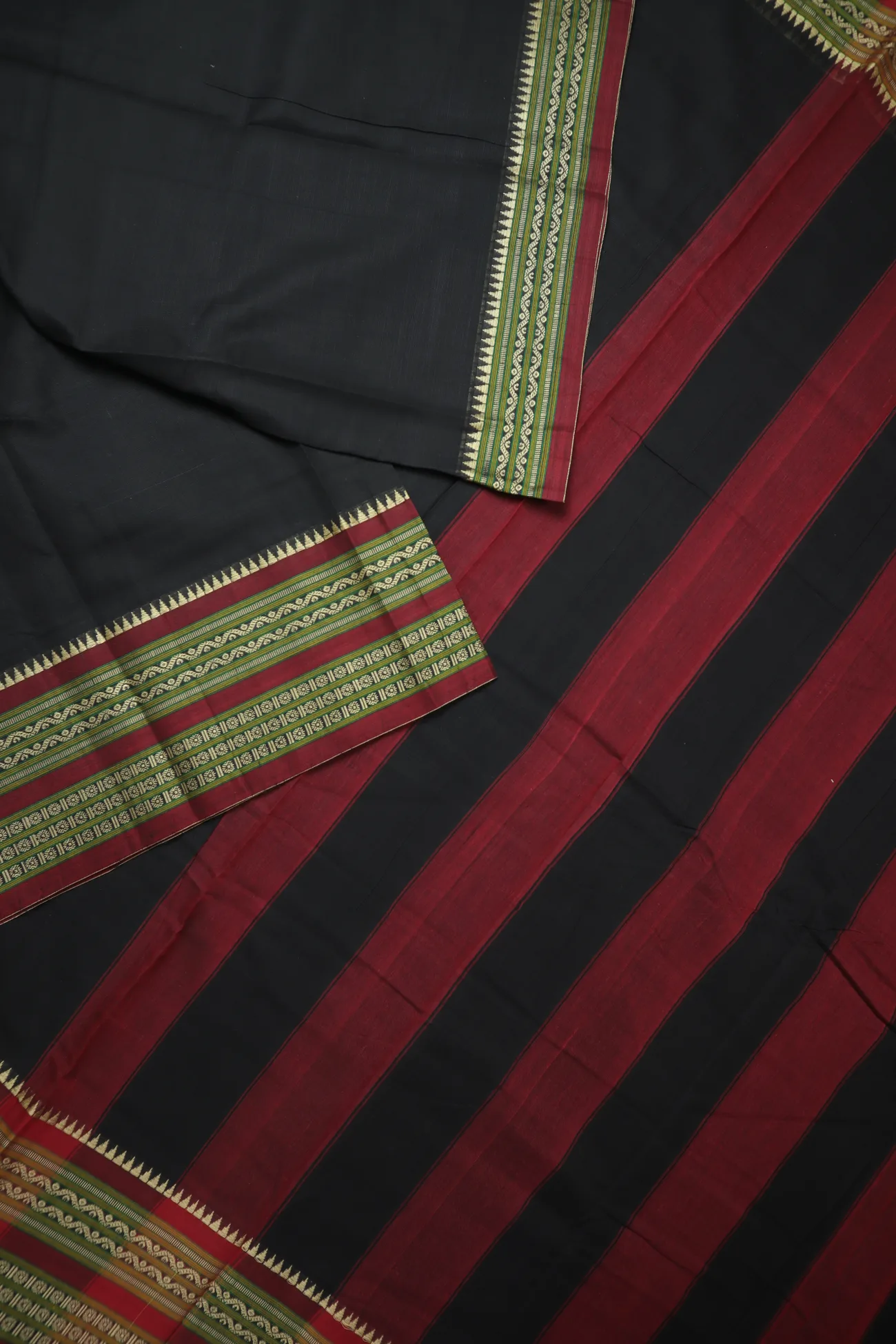 black-ruthratcham-temple-narayanpet-saree-pk002957-b