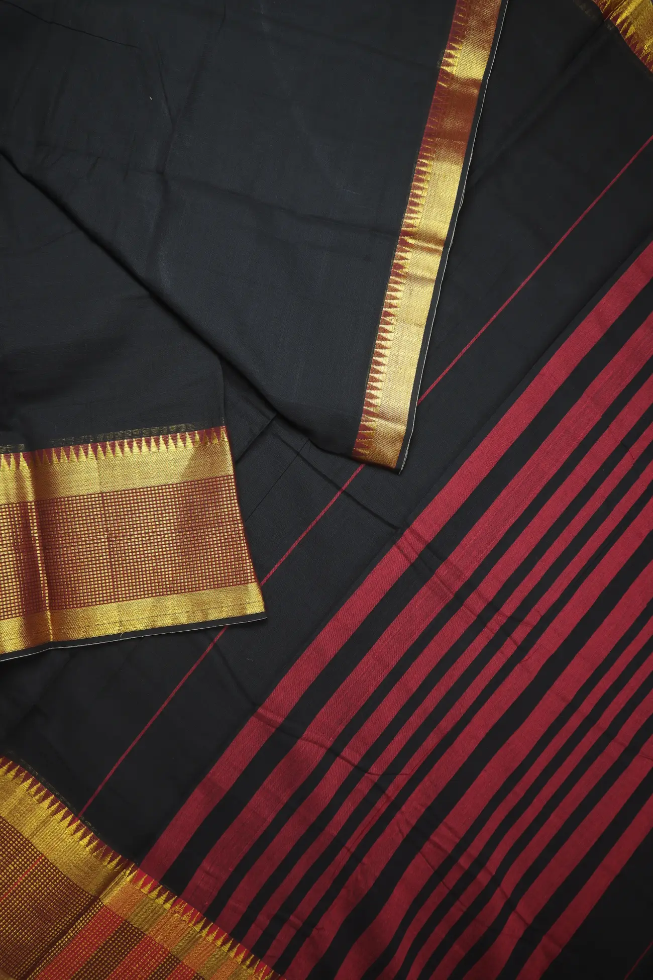 black-diamoned-temple-narayanpet-saree-pk002788-b