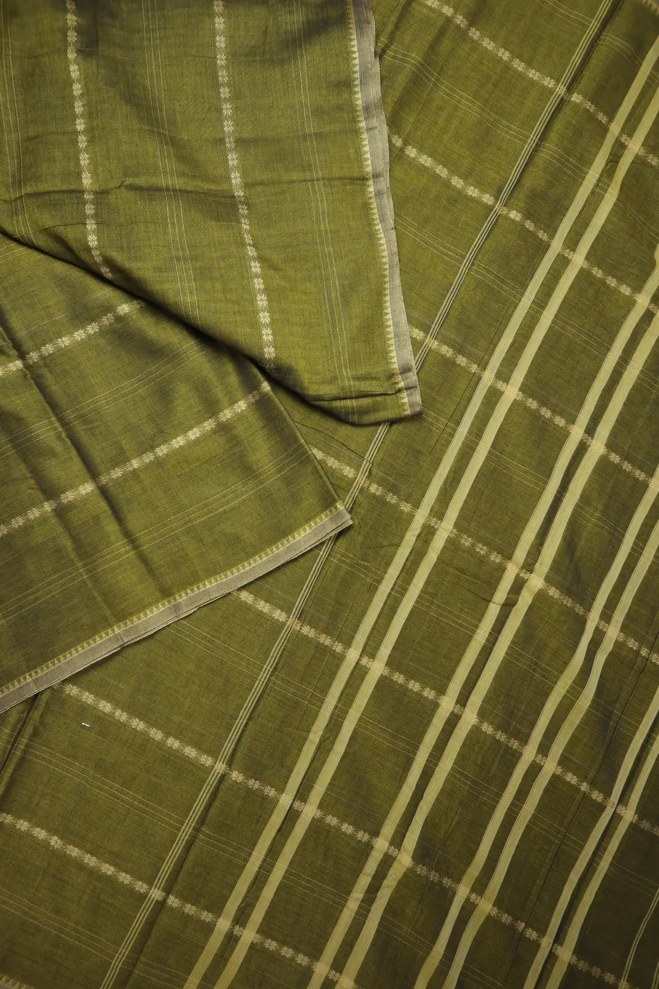 dark-olive-green-veldhari-narayanpet-saree-pk002962-b