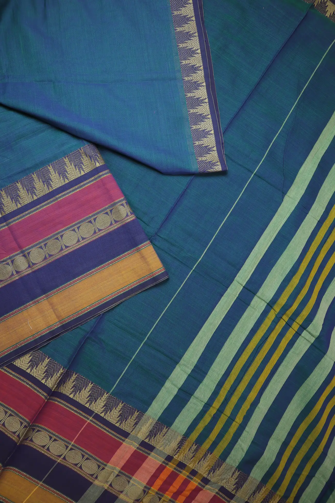 peacock-blue-temple-ruthratcham-narayanpet-saree-pk002882-b