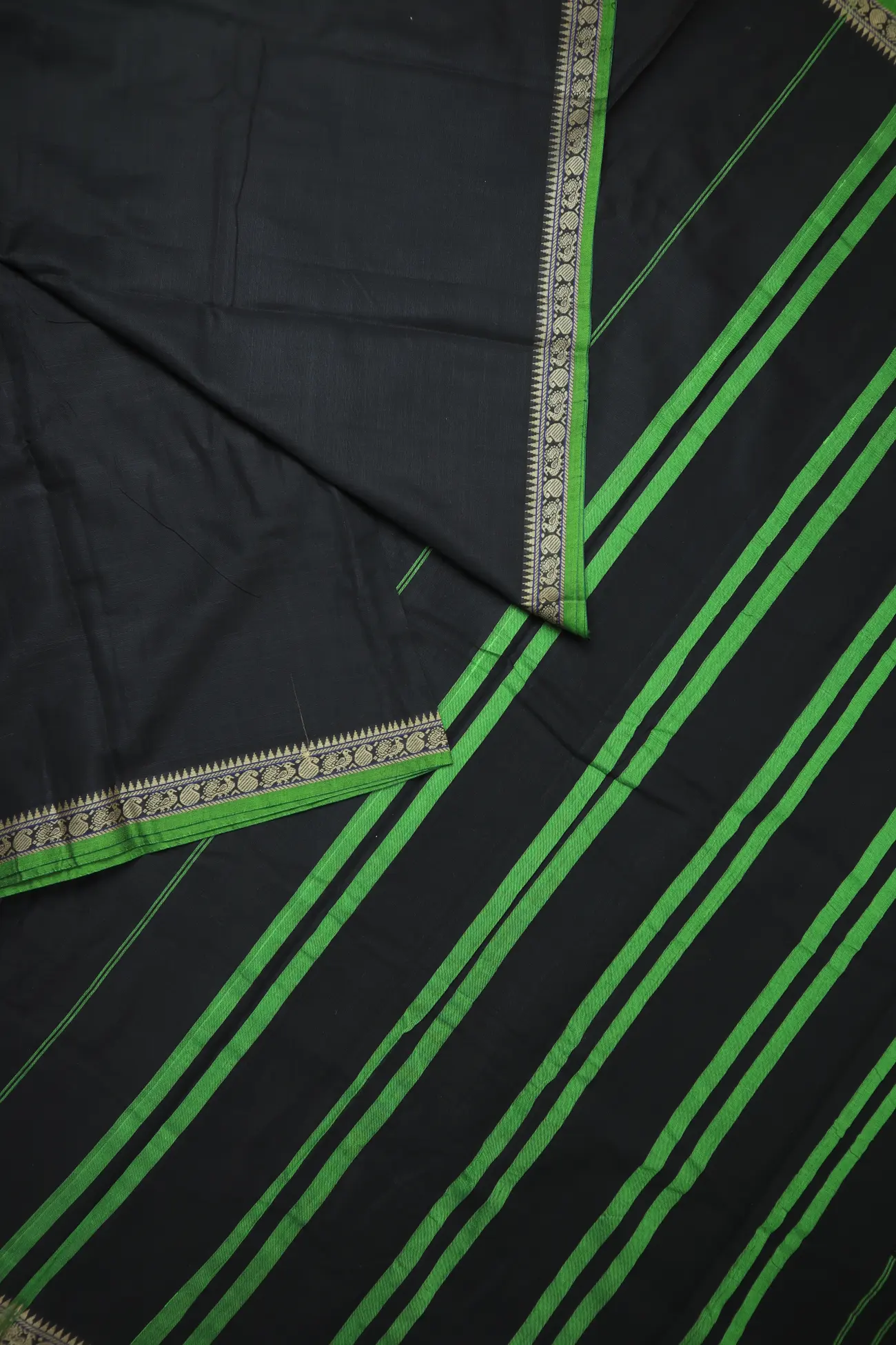 black-peacock-mango-narayanpet-saree-pk003157-b