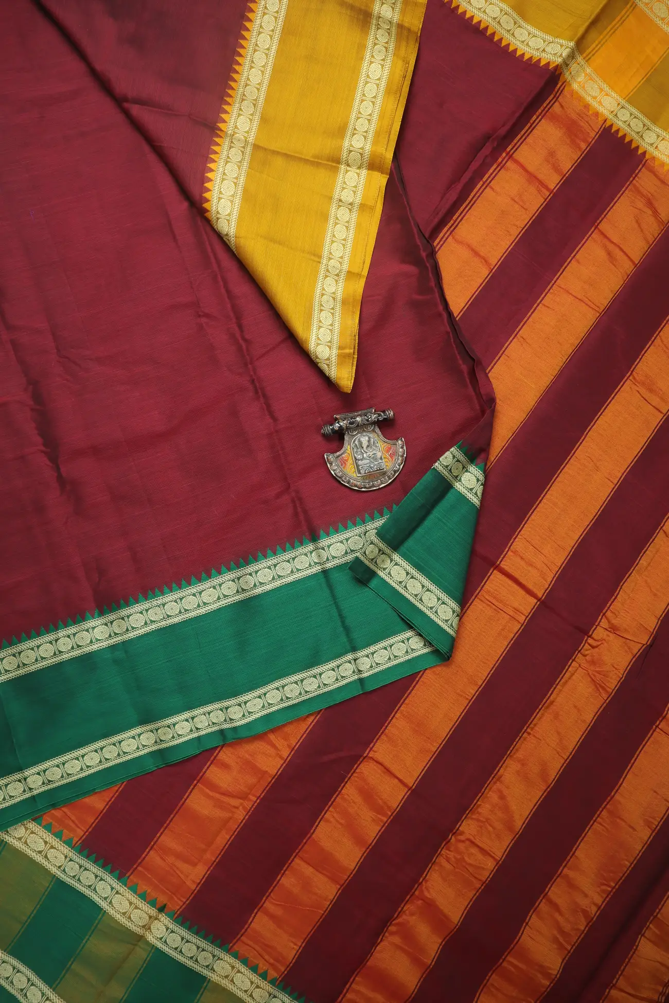 maroon-rettai-pettu-ruthratcham-narayanpet-saree-pk002819-a