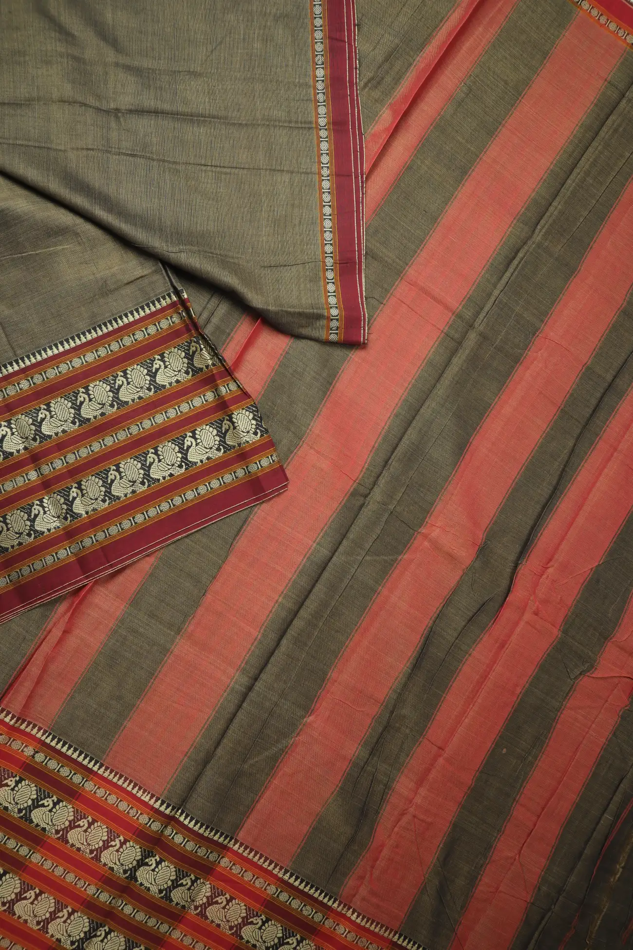 dim-gray-peacock-ruthratcham-narayanpet-saree-pk002856-b