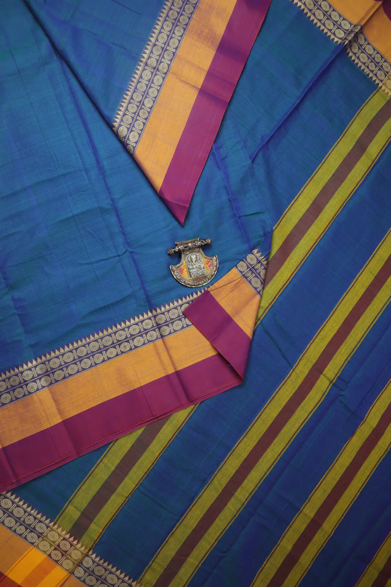 magenta-ruthratcham-narayanpet-saree-pk002821-a
