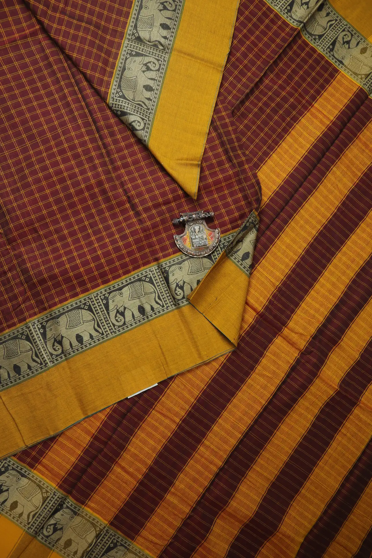 maroon-elephant-narayanpet-saree-pk002795-a