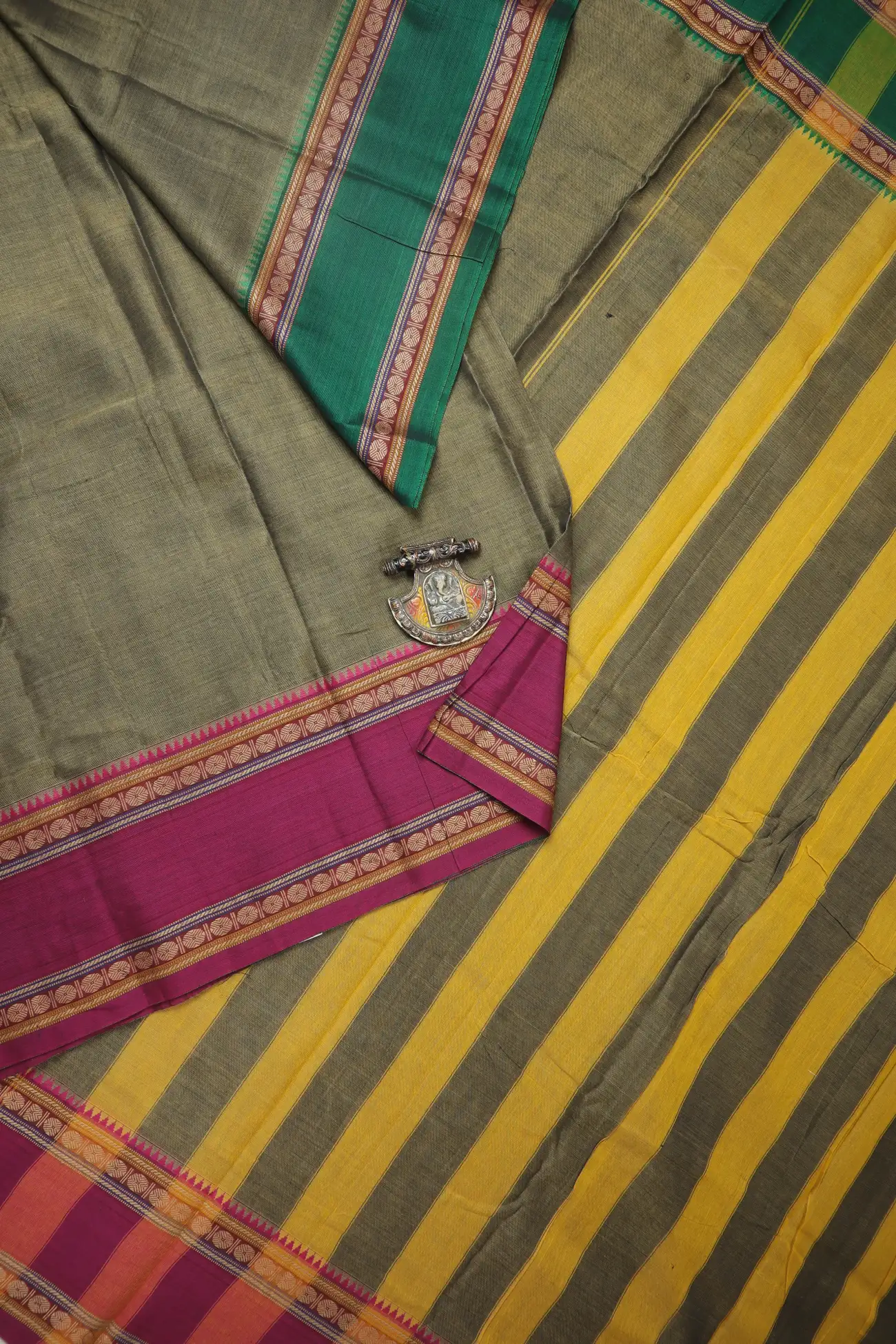 dim-gray-ruthratcham-rettai-pettu-narayanpet-saree-pk002898-a