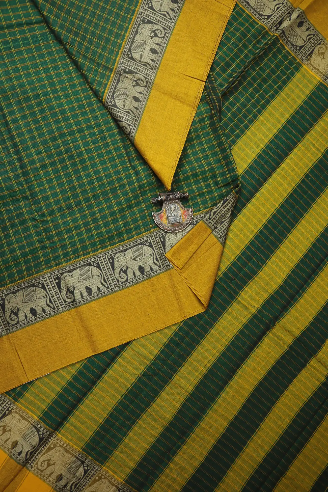 dark-green-elephant-narayanpet-saree-pk002796-a