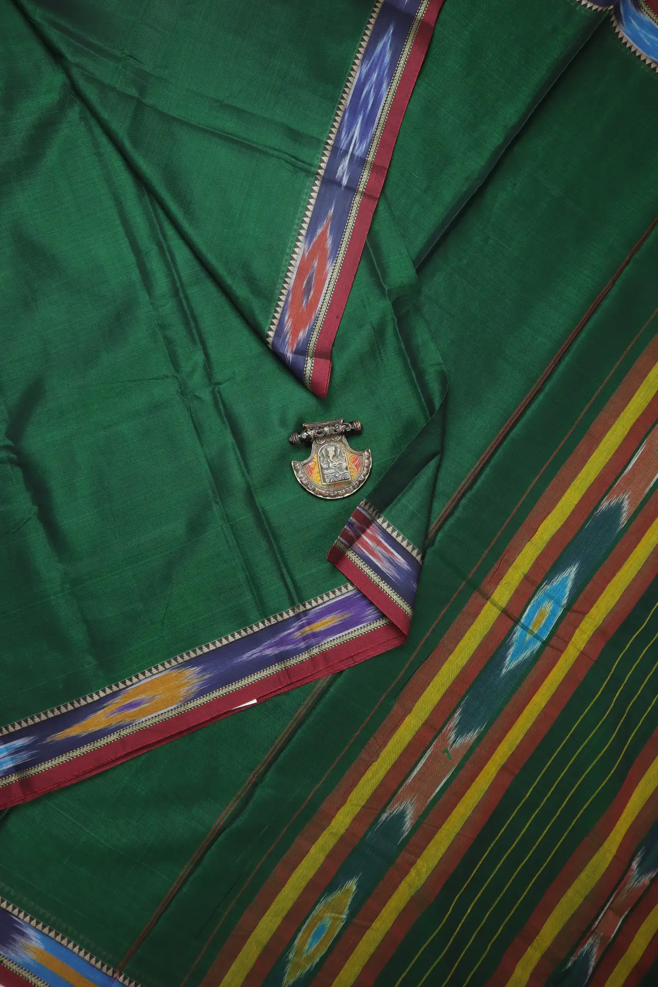 dark-green-pochampally-border-narayanpet-saree-pk003127-a