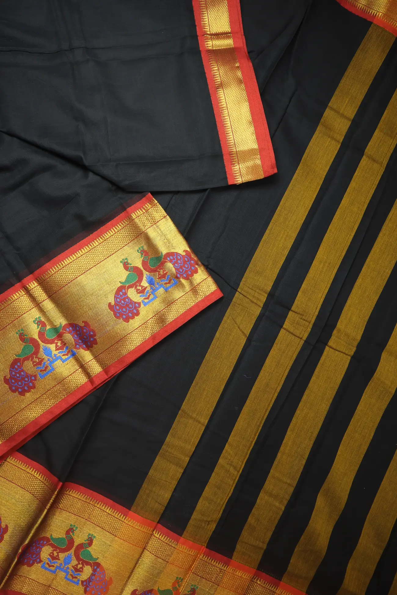 black-paithani-design-peacock-narayanpet-saree-pk002803-b