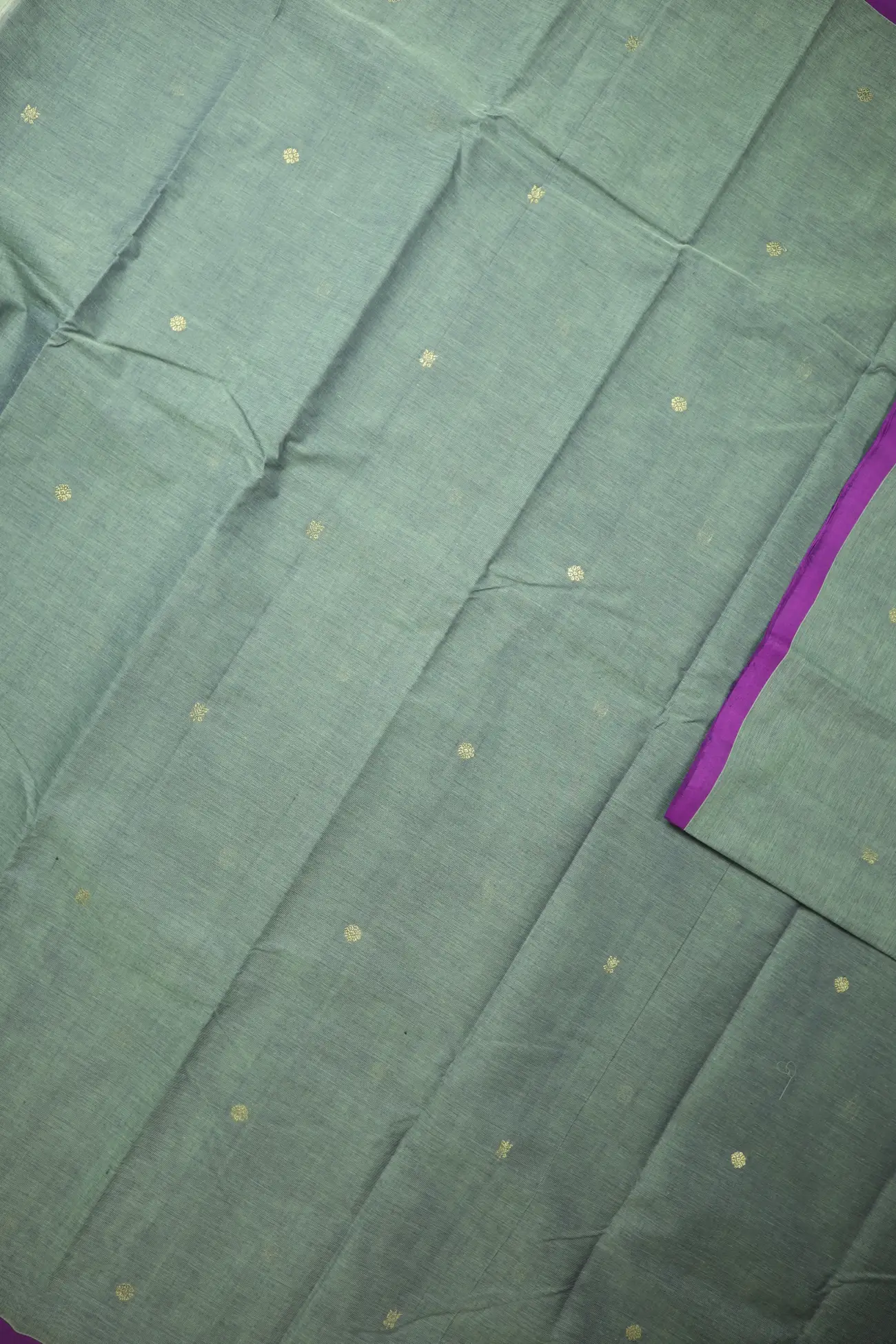gray-lotus-kanchi-cotton-saree-uu005664-d