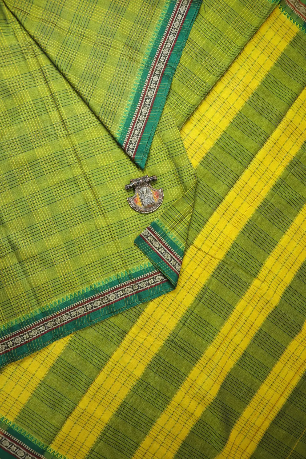 light-green-ruthratcham-narayanpet-saree-pk002875-a