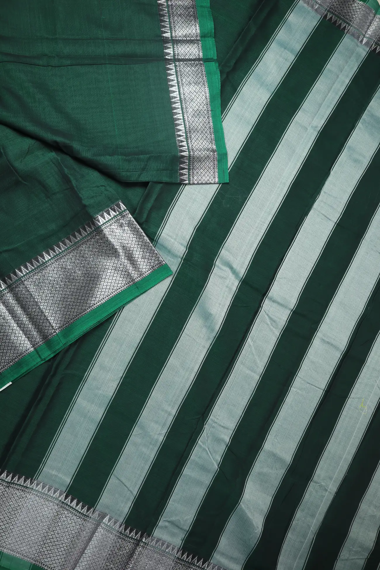 dark-green-bavanji-border-narayanpet-saree-pk002985-b