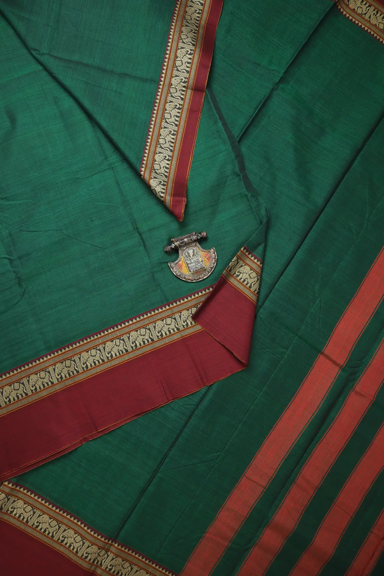 dark-green-elephant-narayanpet-saree-pk002843-a