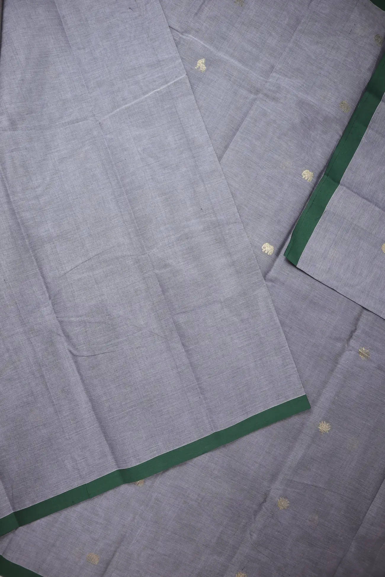 gray-deer-elephant-kanchi-cotton-saree-uu005662-e