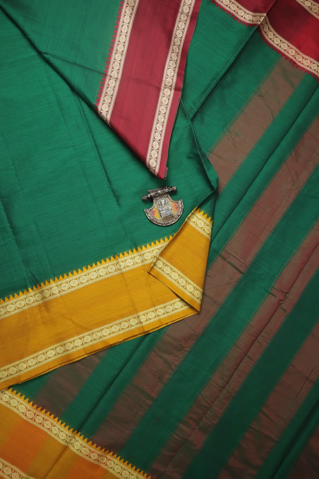 dark-green-ruthratcham-narayanpet-saree-pk002818-a