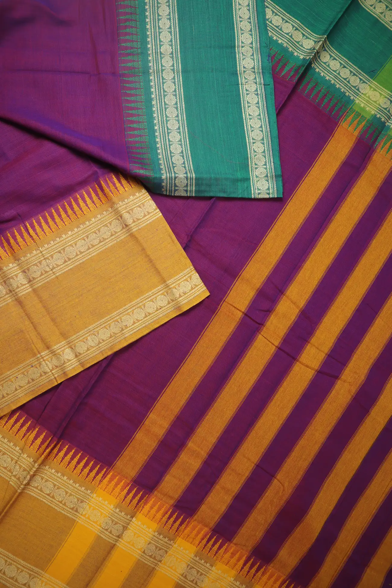 magenta-oosi-gopuram-ruthratcham-narayanpet-saree-pk002828-b