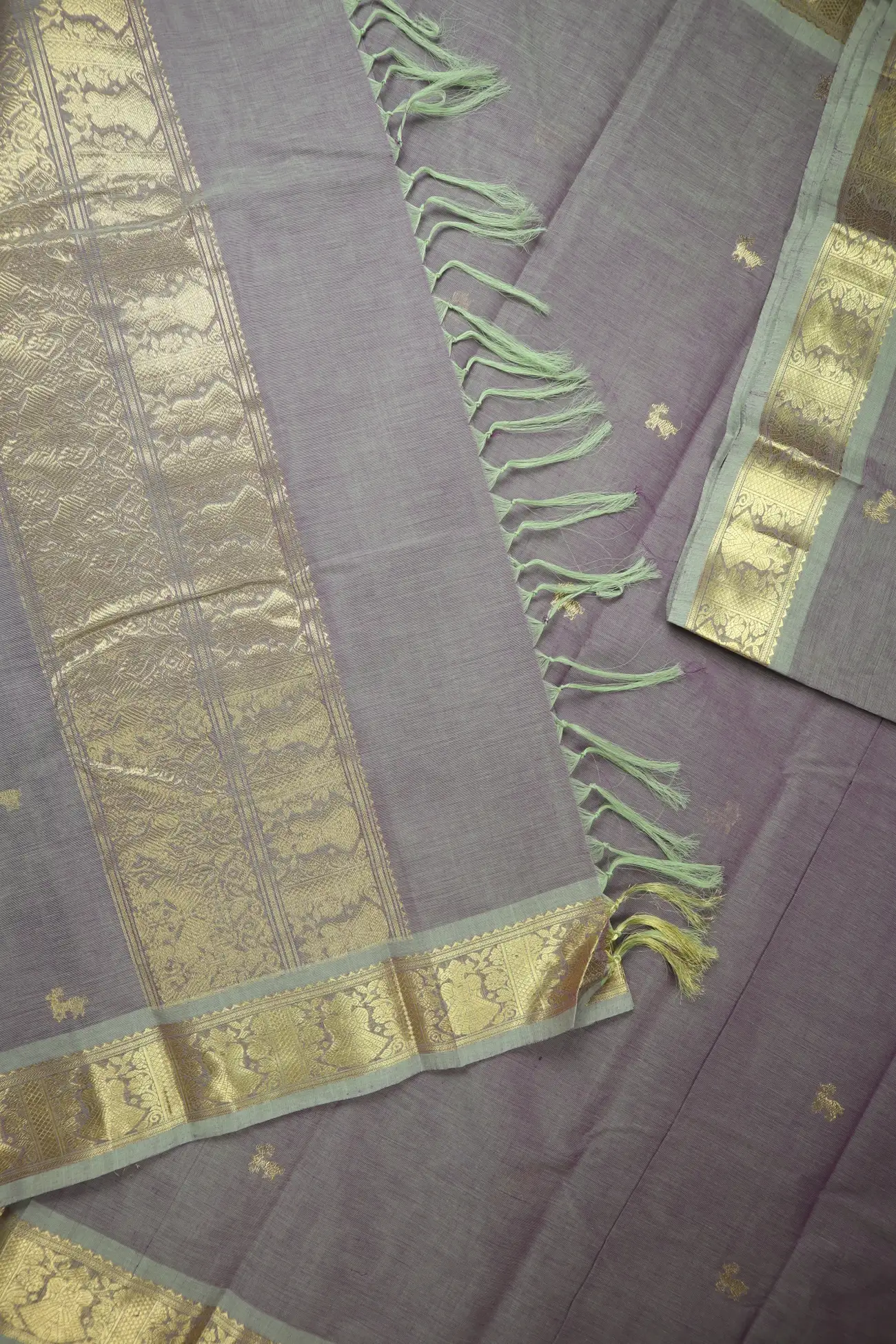 thistle-deer-iruthalai-pakshi-kanchi-cotton-saree-uu005686-c