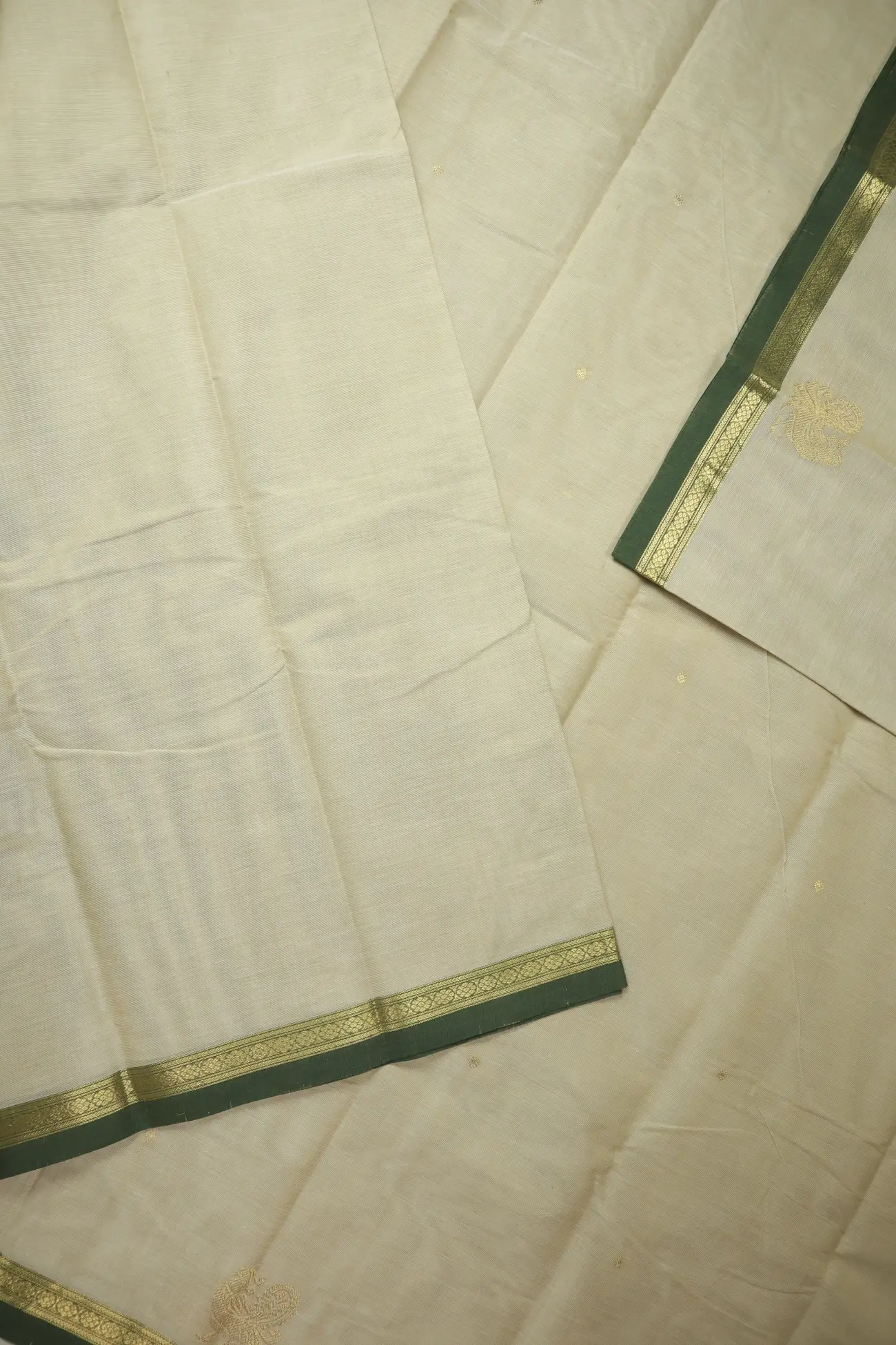 wheat-deer-kamalam-butta-peacock-kanchi-cotton-saree-uu005690-e