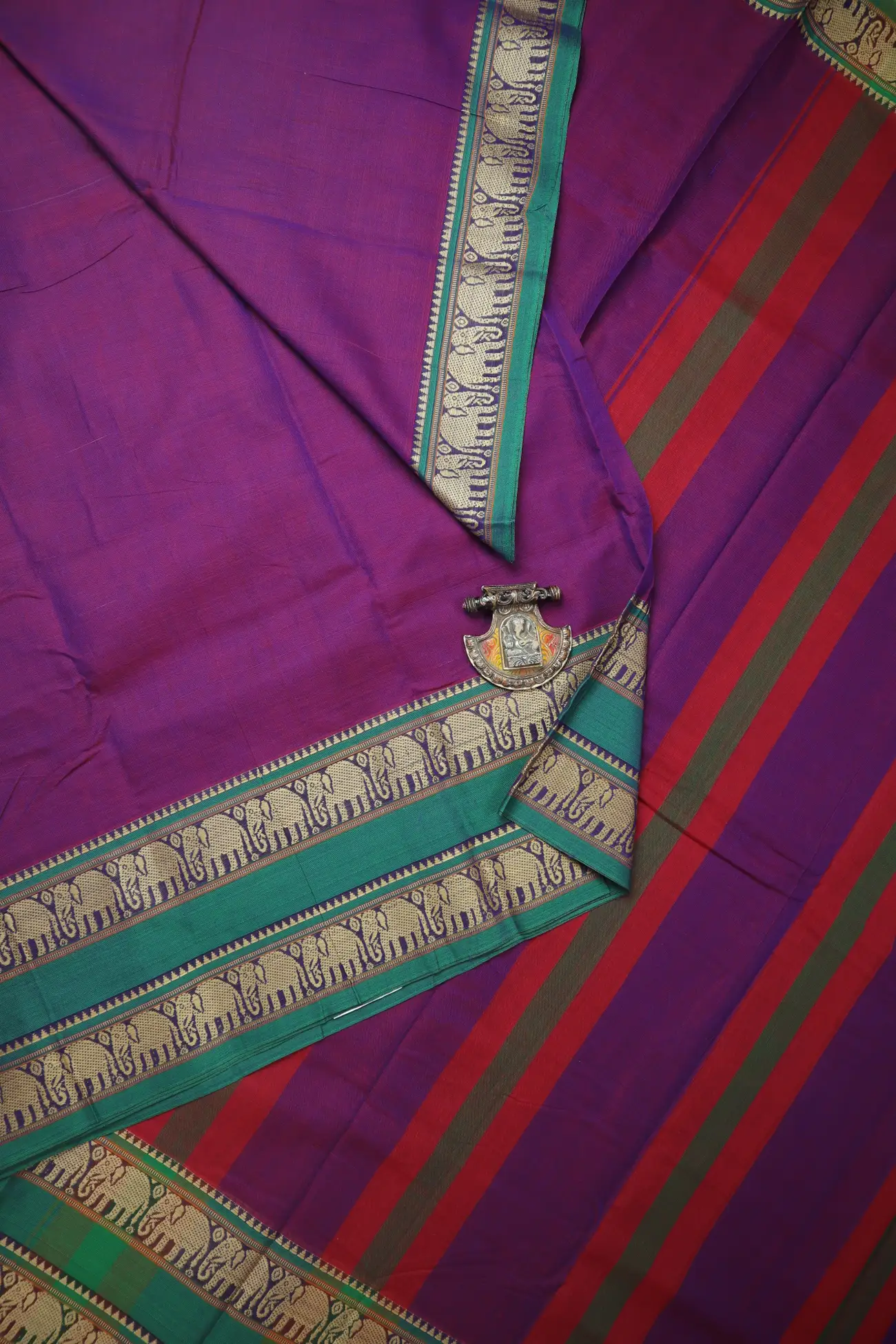 magenta-elephant-narayanpet-saree-pk002872-a