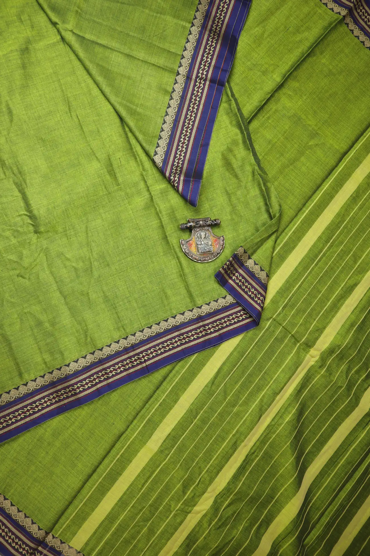 green-flower-narayanpet-saree-pk002914-a