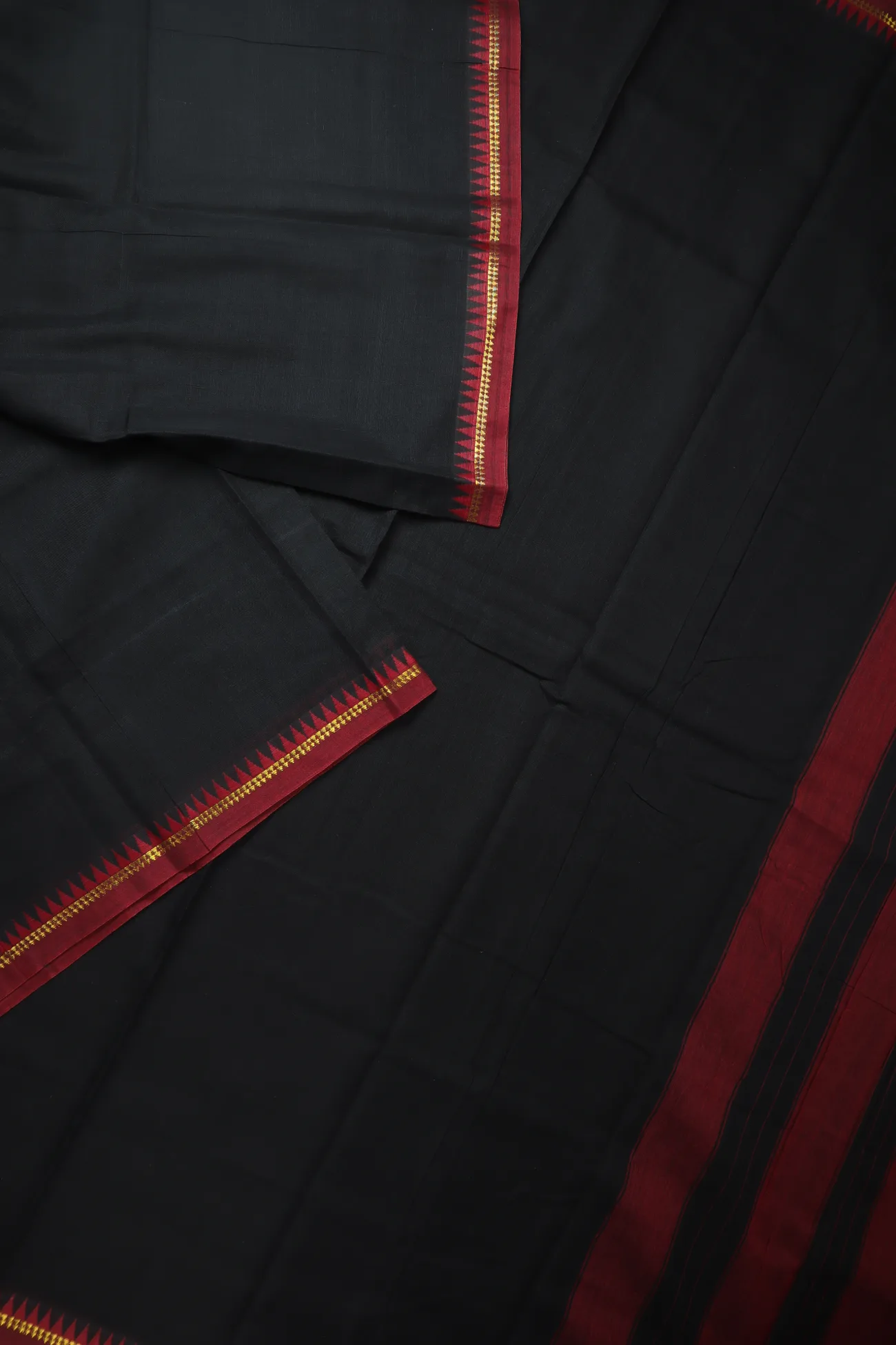 black-temple-narayanpet-saree-pk002930-b