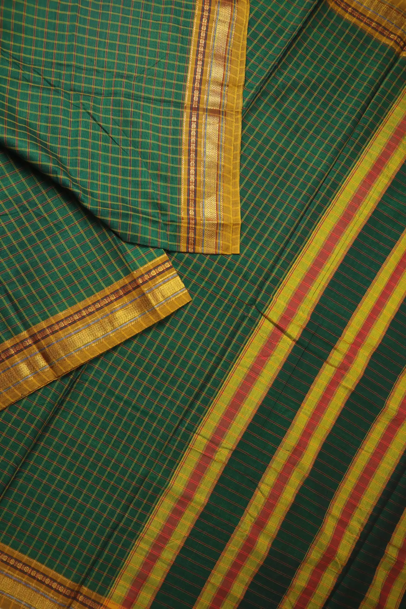 green-ruthratcham-checked-narayanpet-saree-pk002858-b