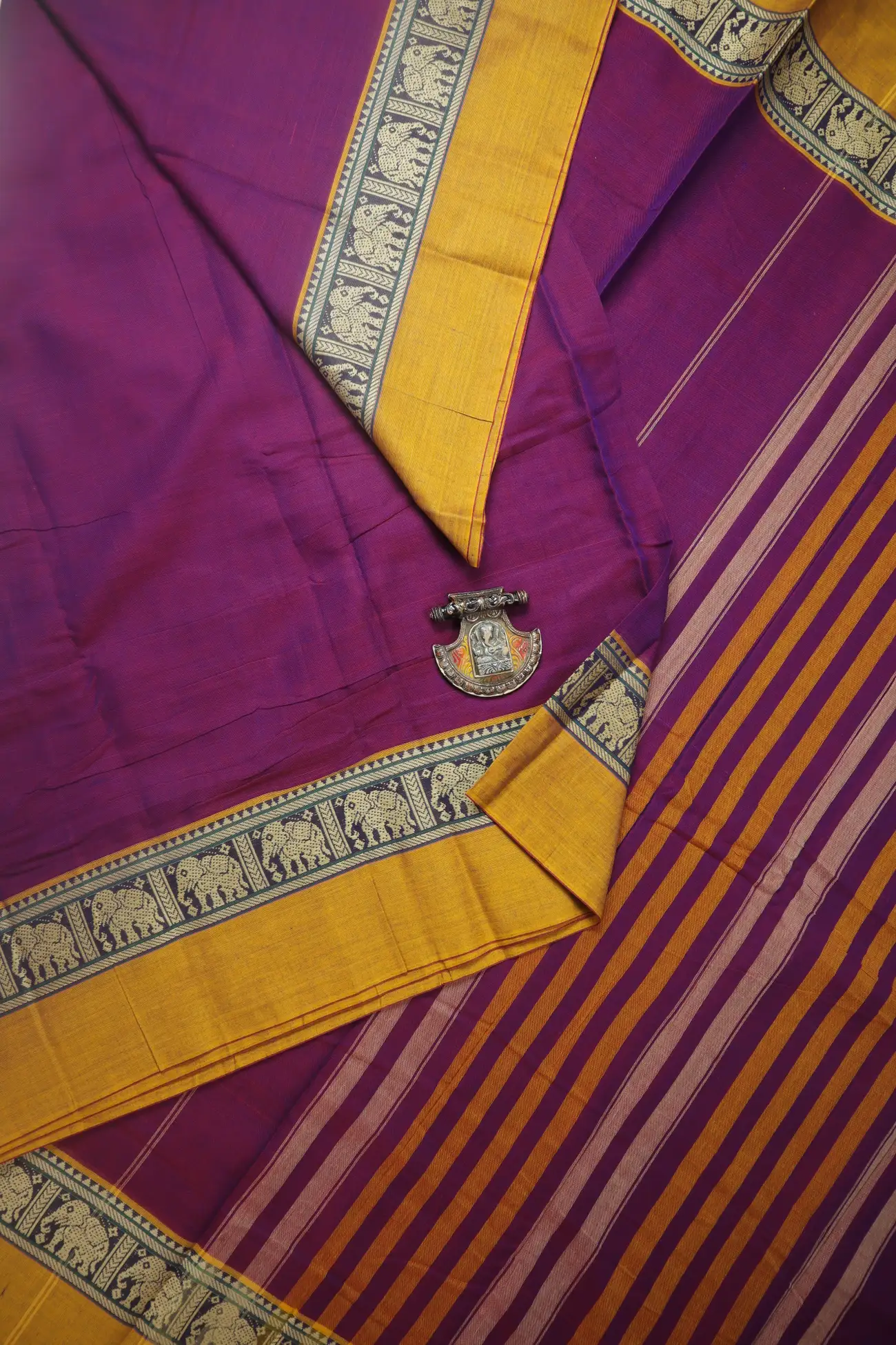 magenta-elephant-narayanpet-saree-pk002850-a